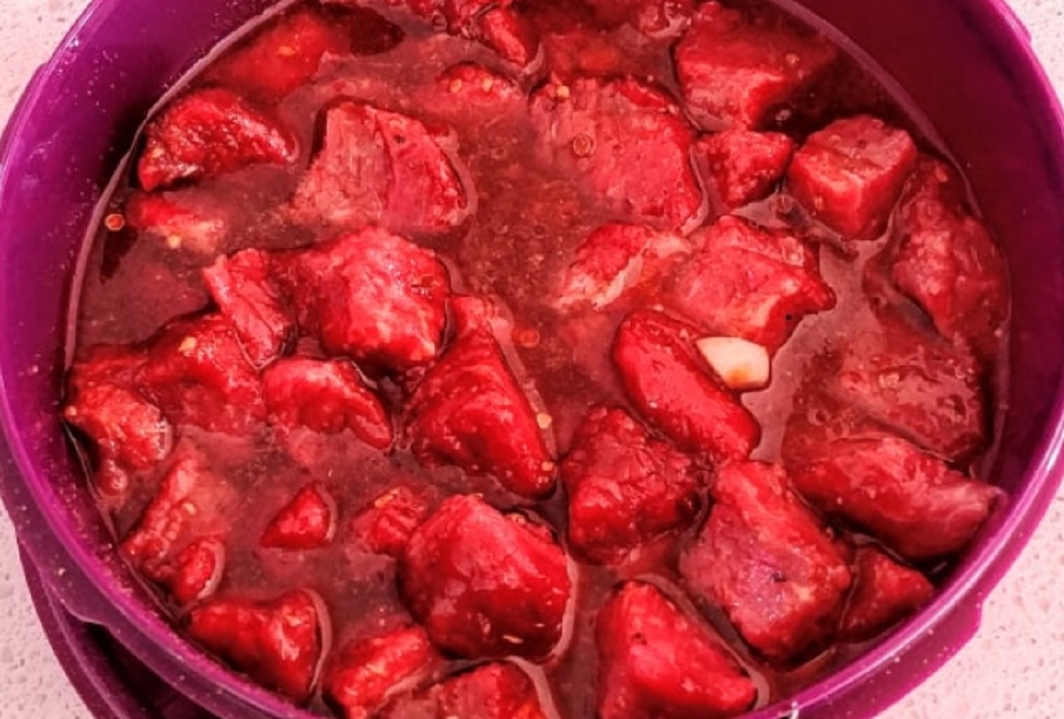 Recette: Marinade pour cubes de boeuf � fondue bourguignonne.