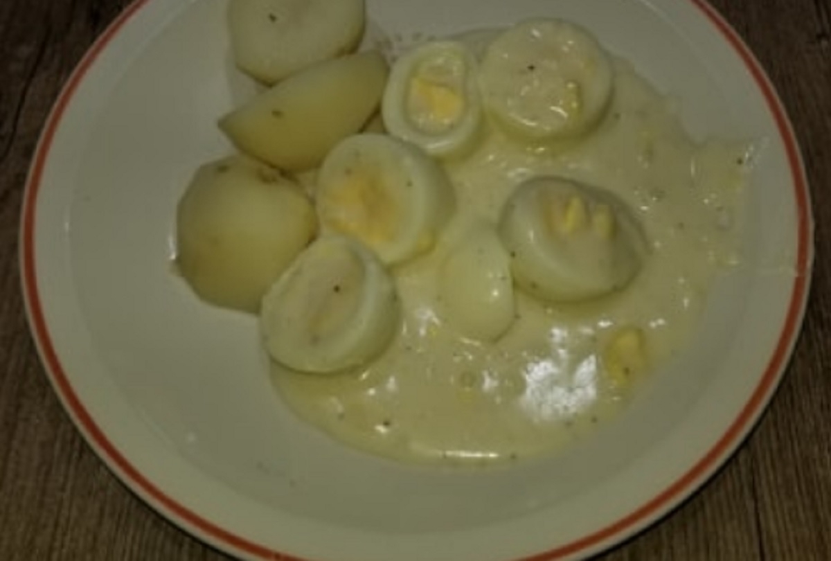 Recette: Sauce aux oeufs de maman.