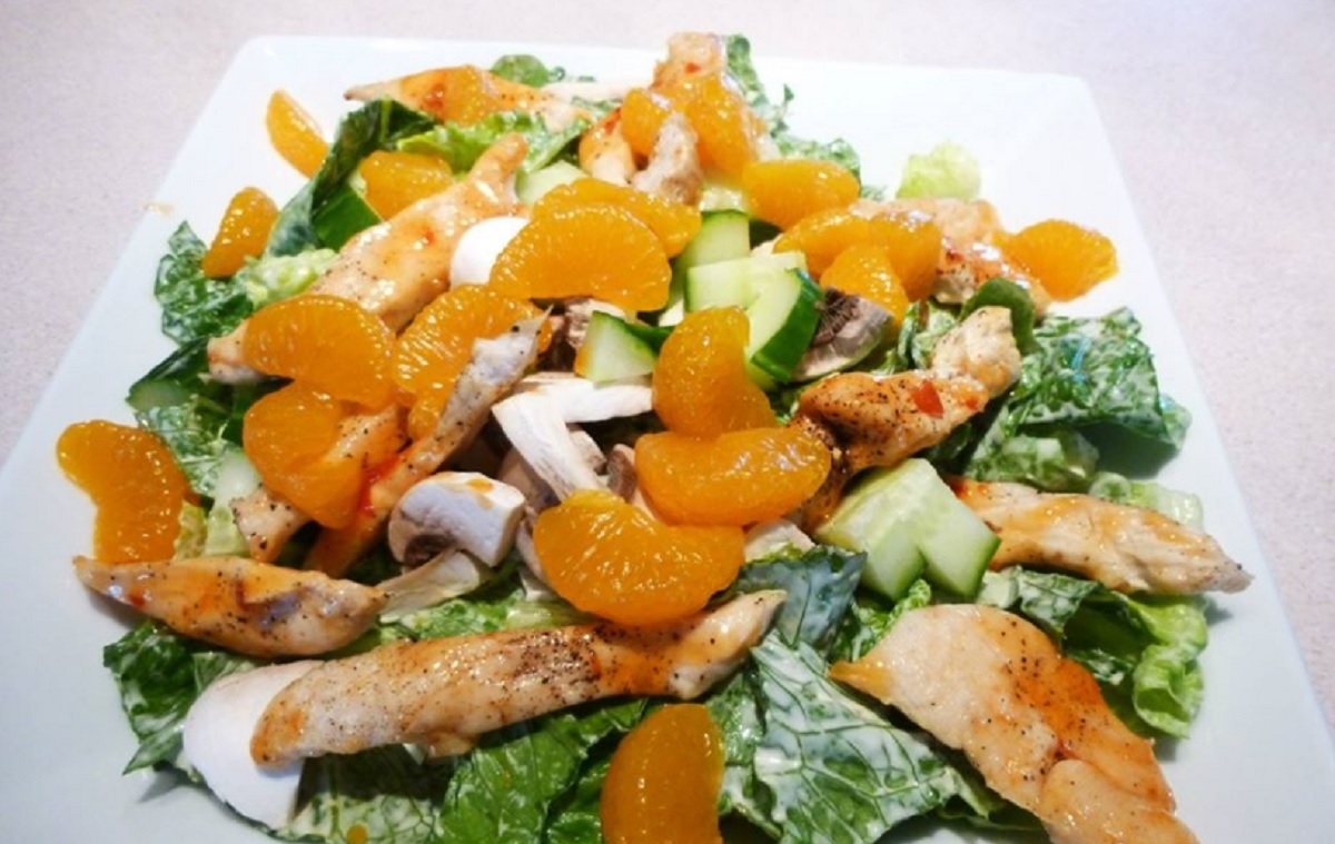 Recette: Salade repas, poulet Tha et mandarines.