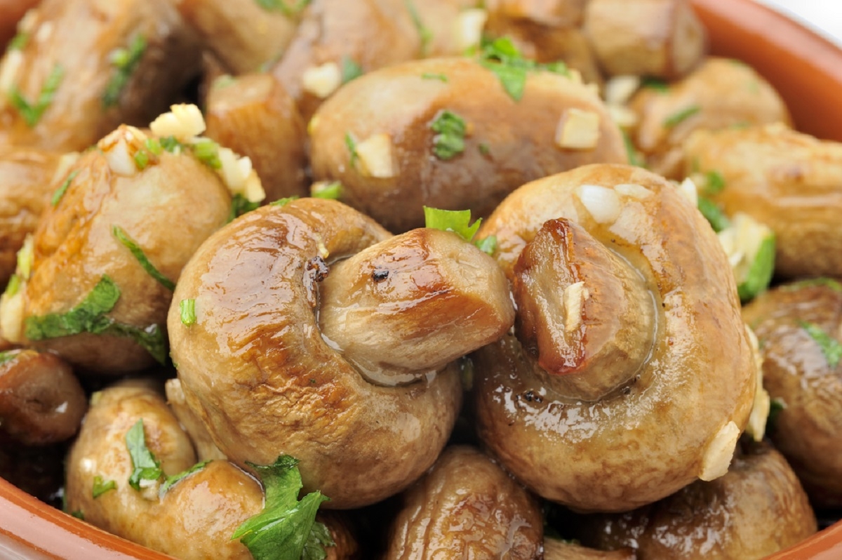 Ces champignons � l'ail r�ti sont un excellent accompagnement.