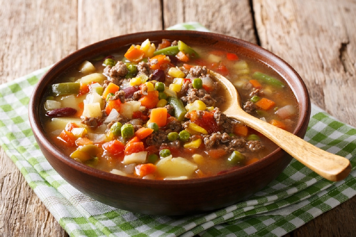 Cette recette de stew au boeuf hach vous rappellera votre enfance. 