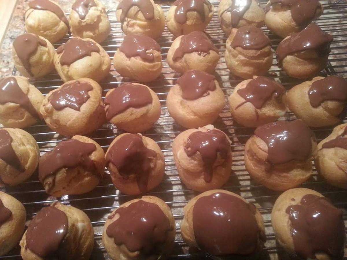 Ces choux  la crme sont tout simplement dlicieux. 