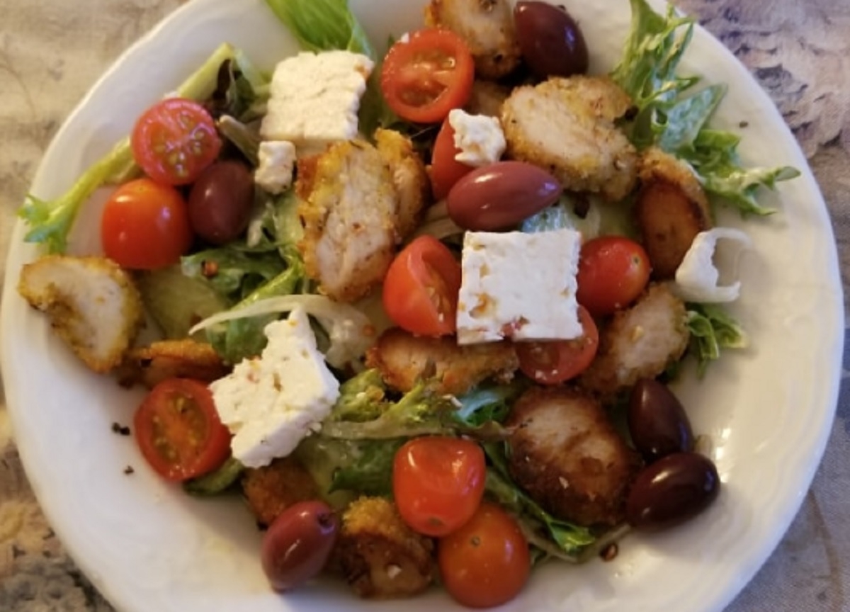 Recette: Salade de filet de poulet  la Grec.