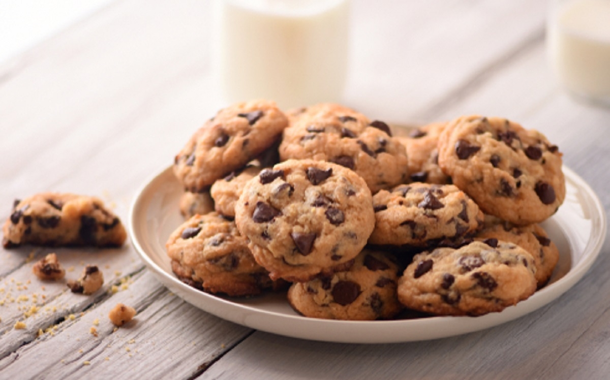 Tendres biscuits aux brisures de chocolat fondants