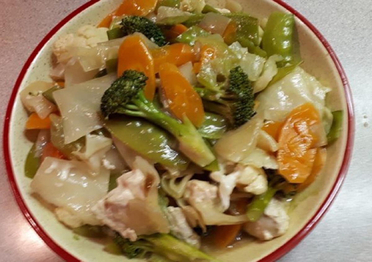 Recette: Chow-mein au poulet � ma facon.