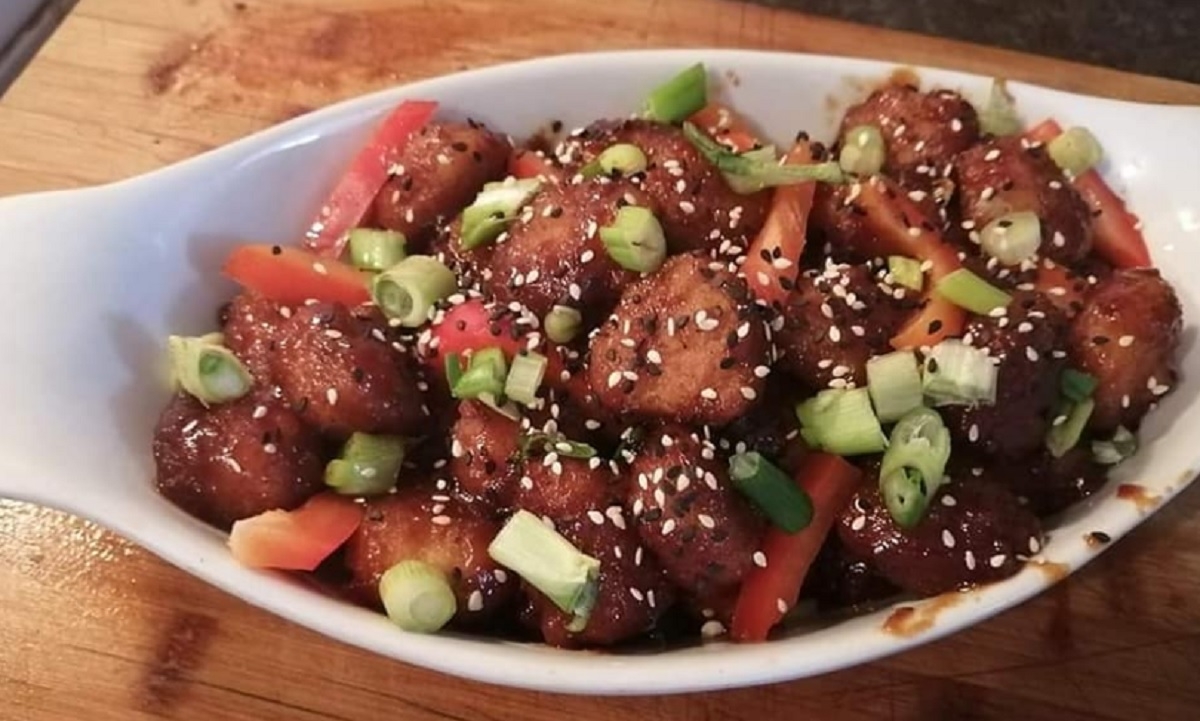 Recette: Poulet popcorn et ses sauces.