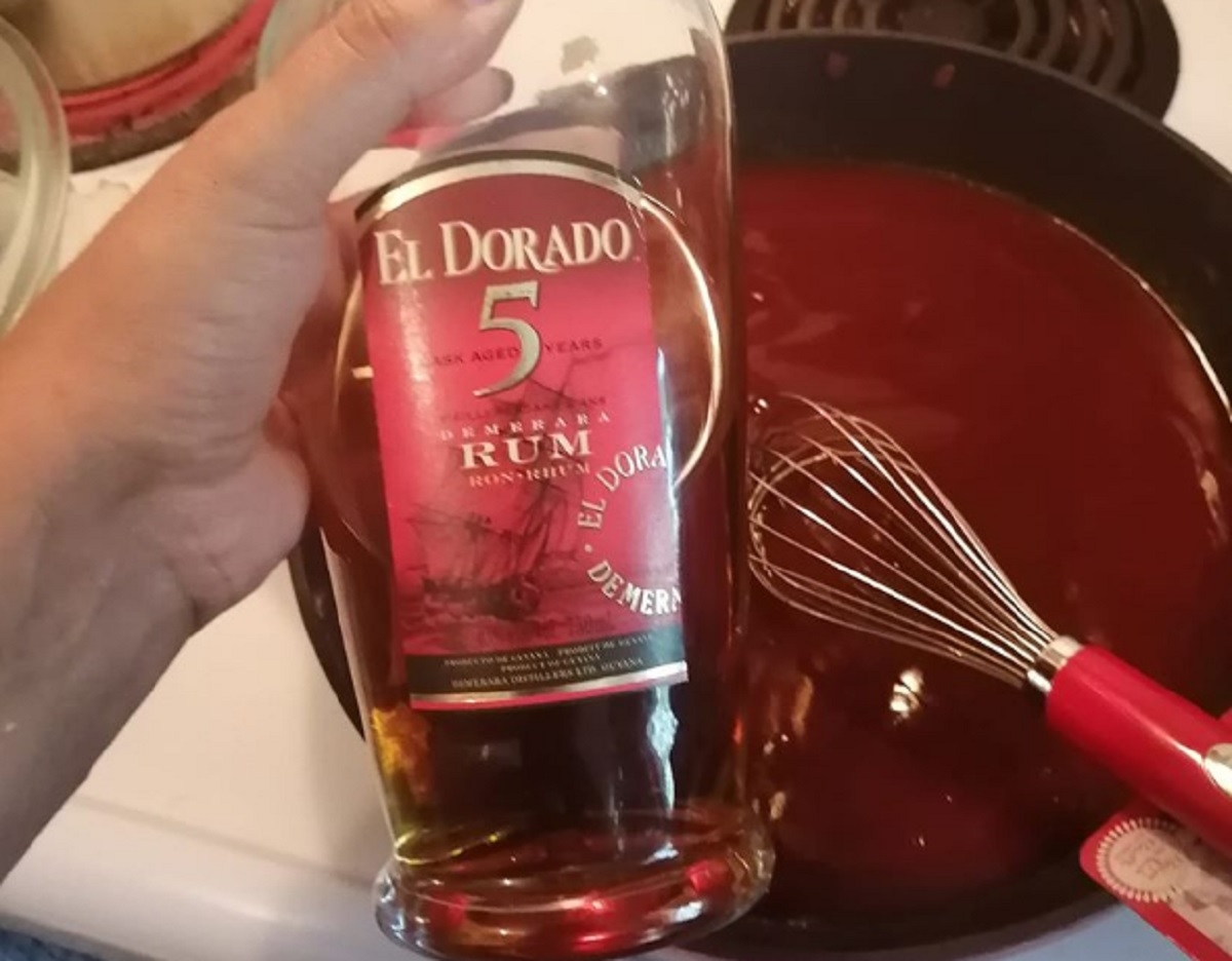 Recette: Sauce barbecue au rhum.