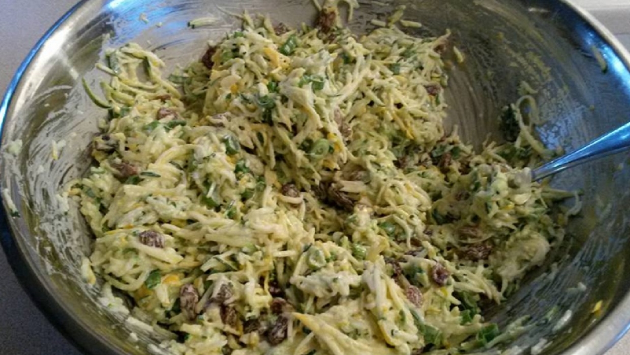 Recette: Salade de courgettes et de raisins secs.