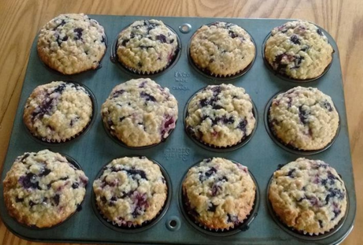 Recette: Muffins aux framboises et aux camerises.