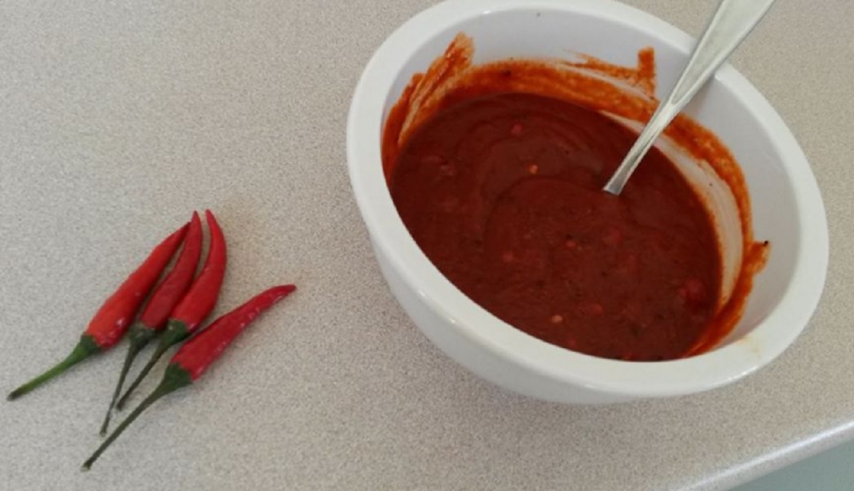 Recette: Sauce � pizza tr�s �pic�e.