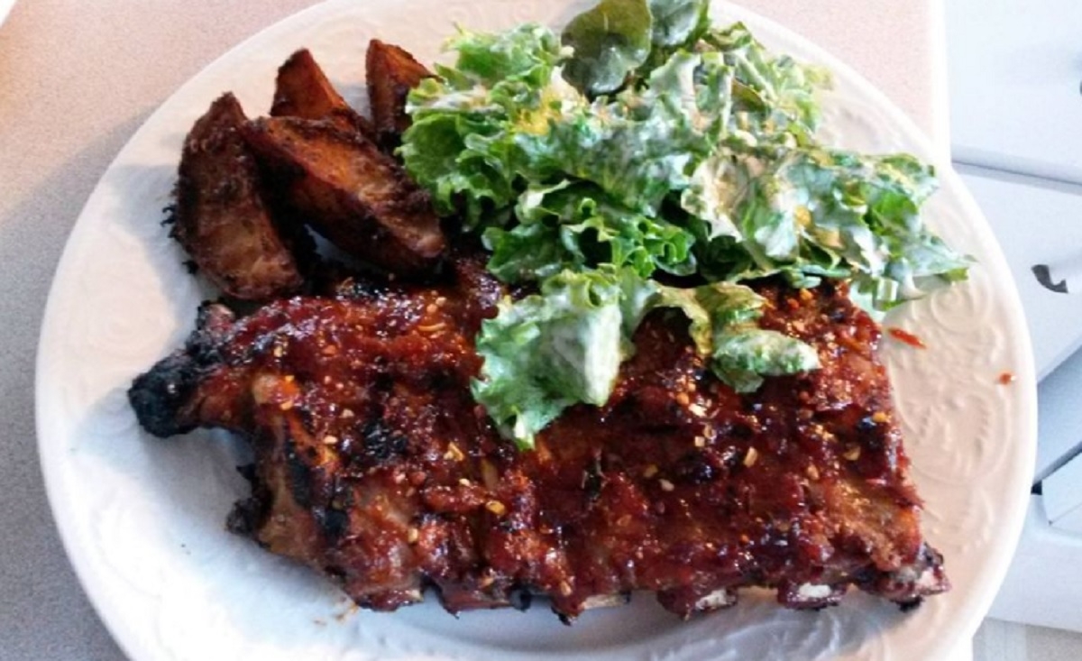 Recette: C�tes lev�es sauce aux prunes.