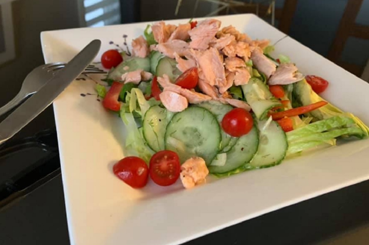 Recette: Salade au flocon de saumon.