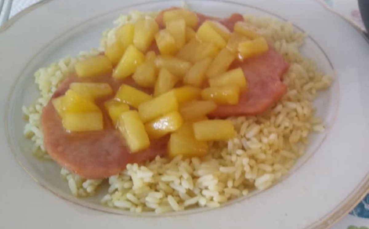 Recette: Steak de jambon et sa sauce � l'ananas sp�cial maman.