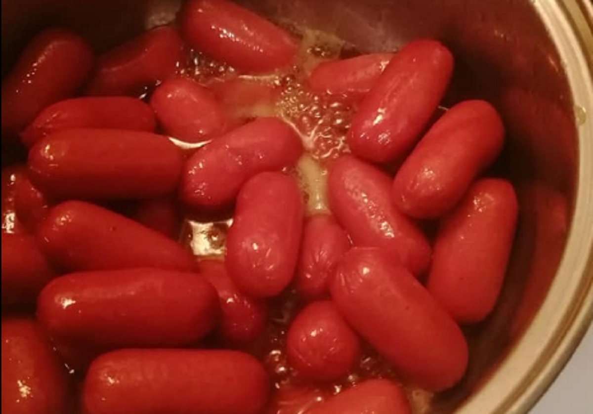 Recette: Saucisses dans sa sauce sucr�e��conomique.
