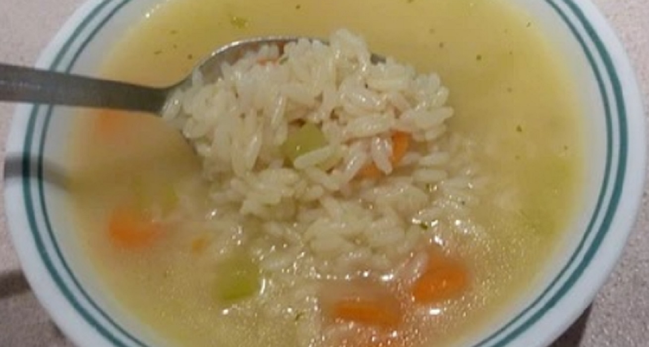 Recette: Soupe aux riz express de maman.