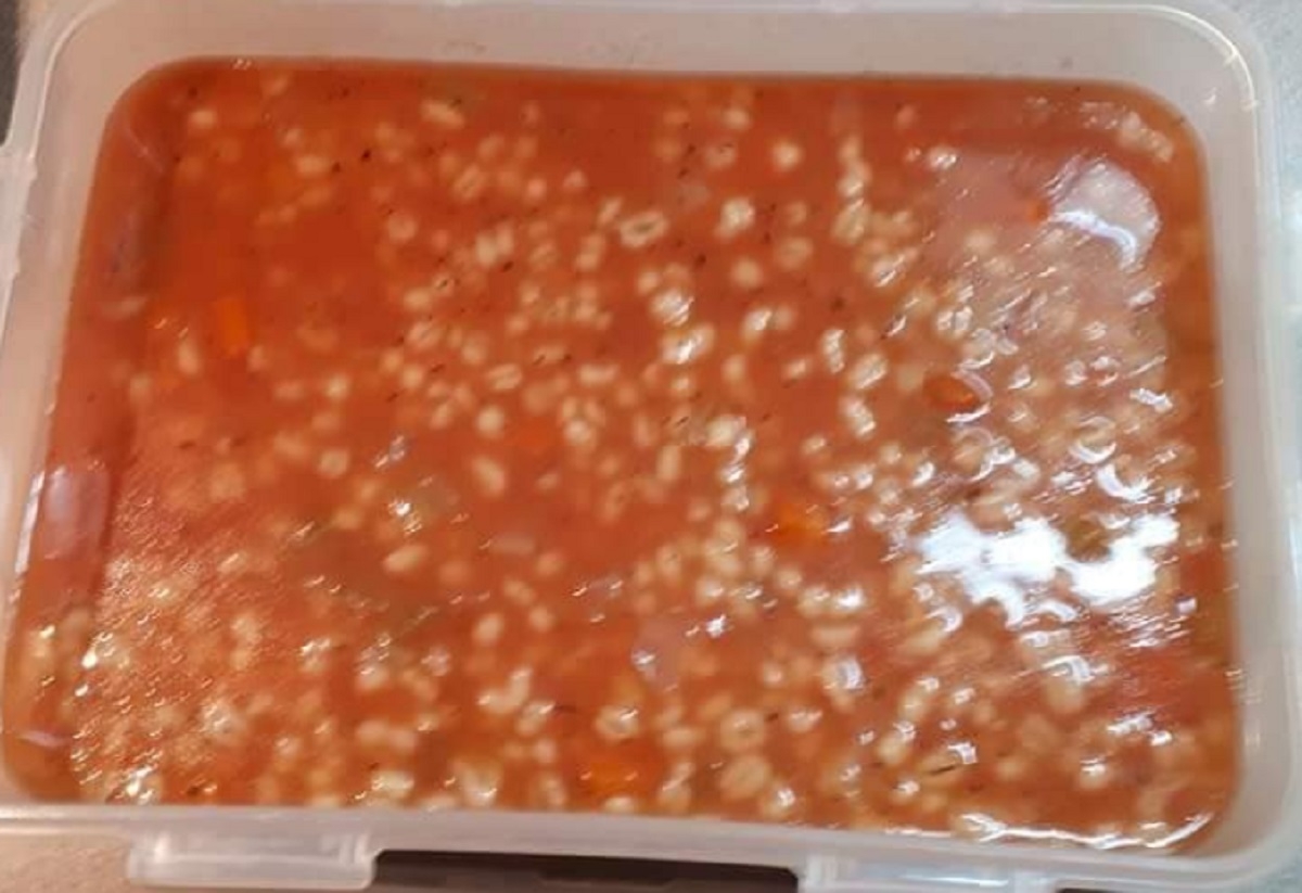 Recette: Soupe � l'orge et jus de tomates.