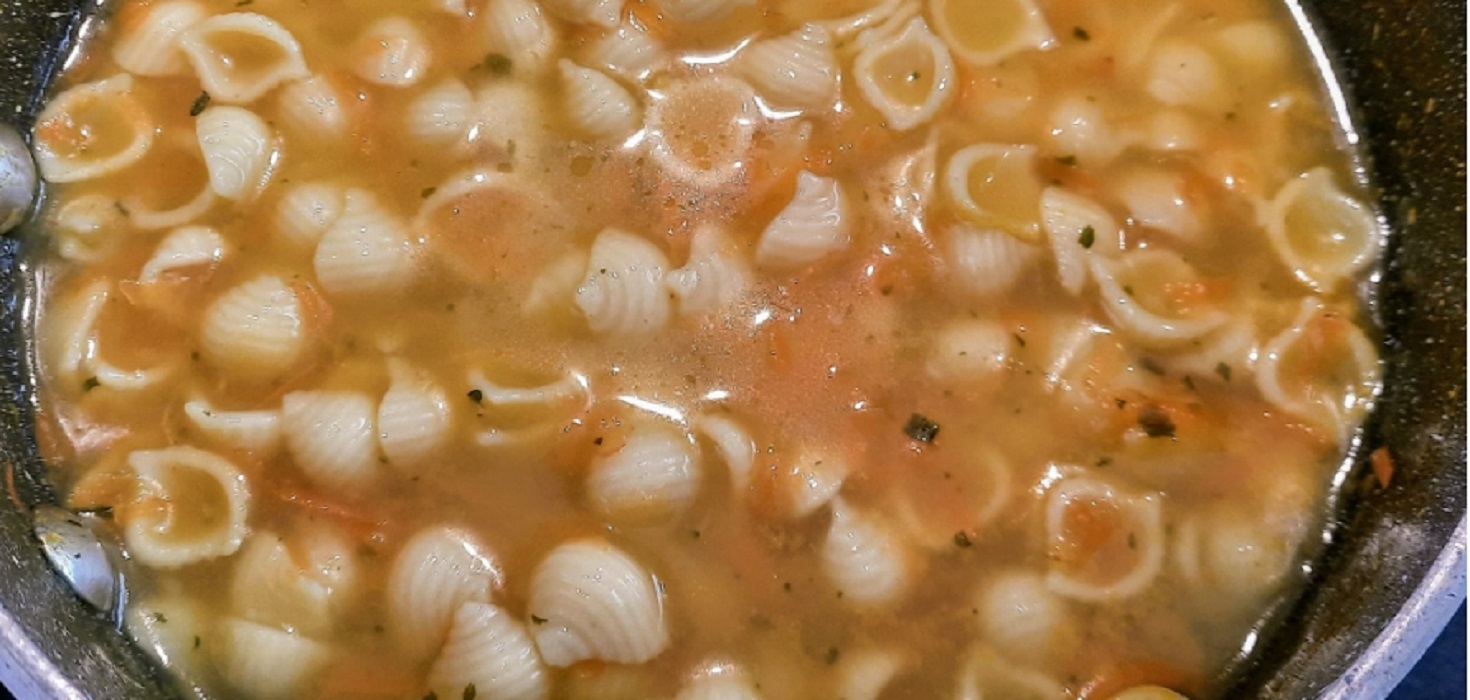 Recette: Soupe coquilles et carotte r�p�e.
