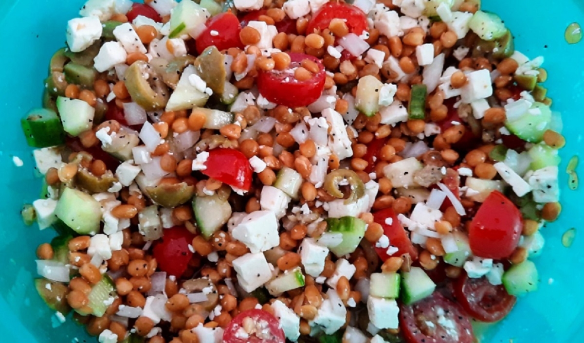 Recette: Salade grecque aux lentilles.