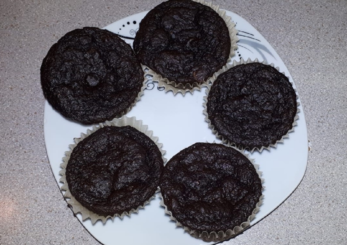 Recette: Muffins au humus de chocolat noir.