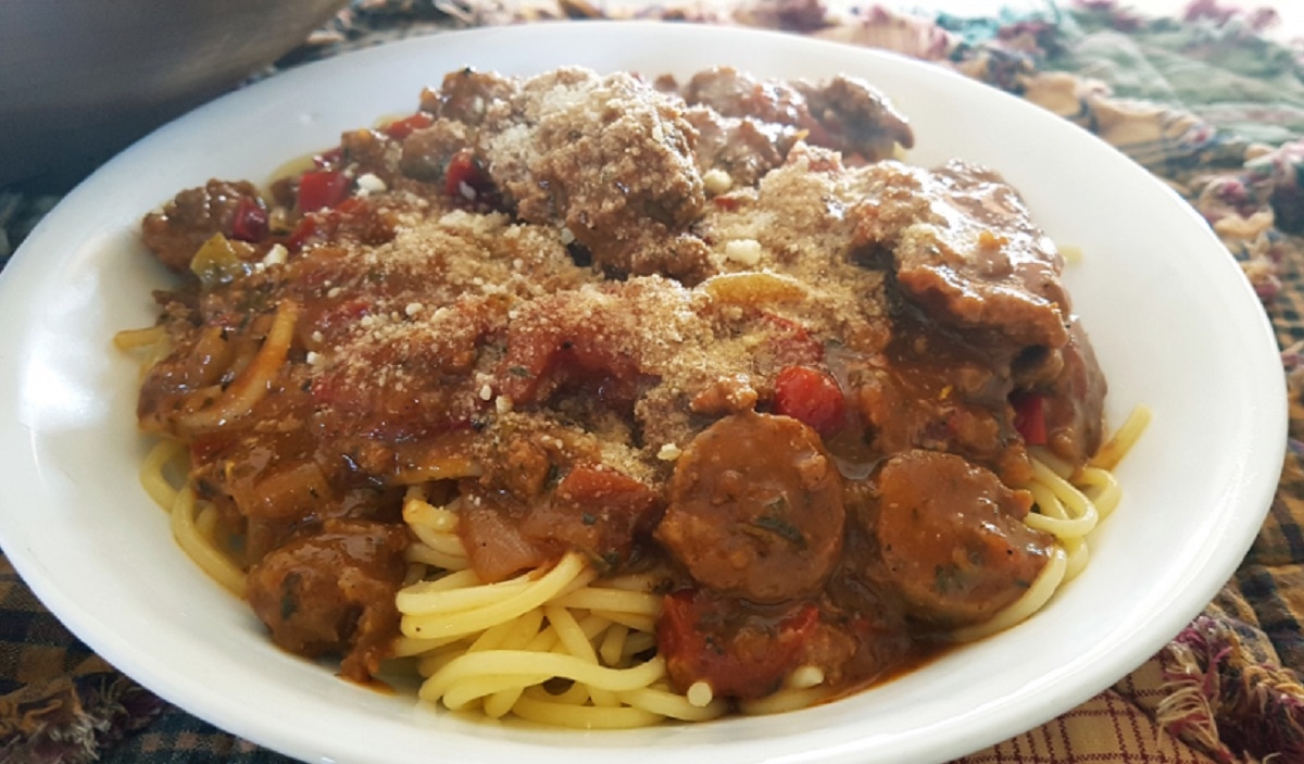 Recette: Sauce bolognaise � l'orignal et aux saucisses.