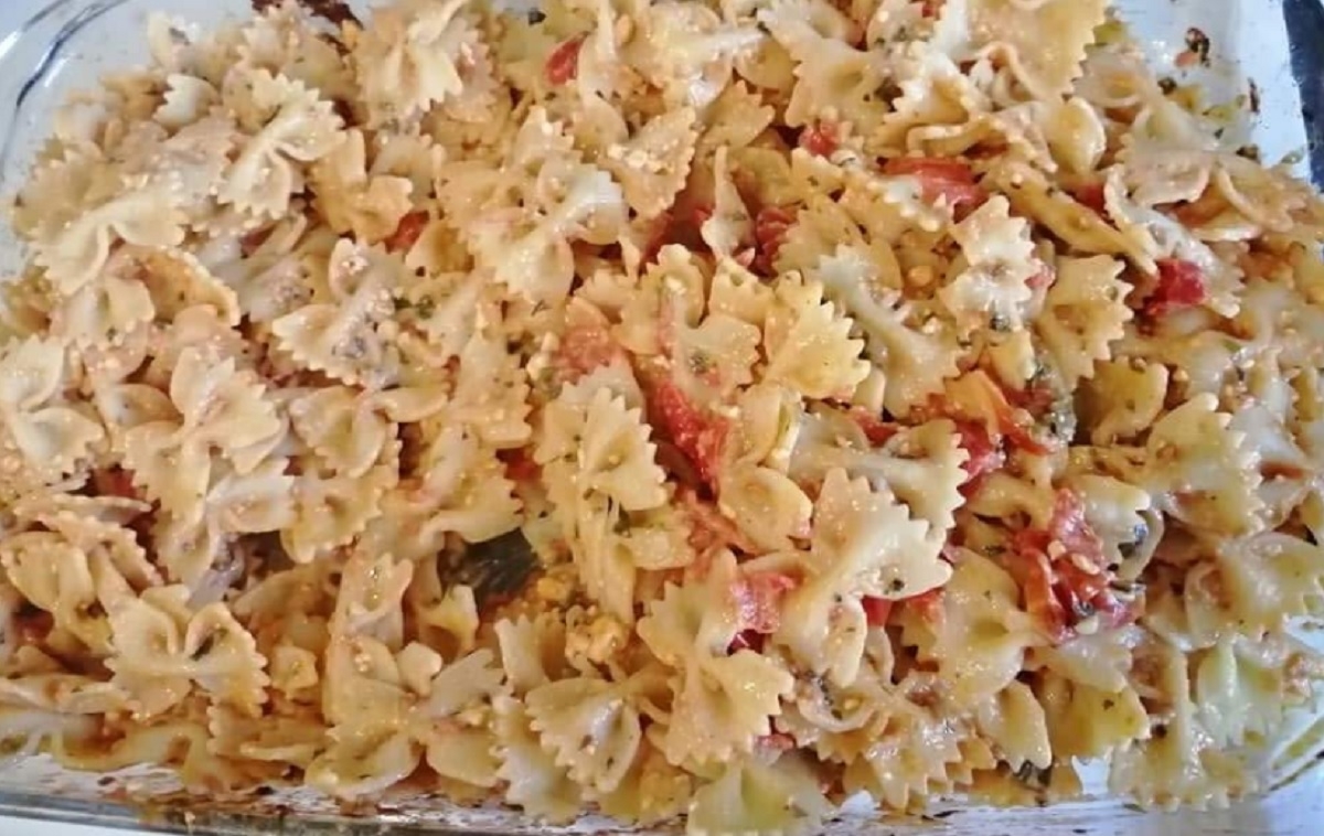 Recette: Boucles au boursin et tomates cerises.