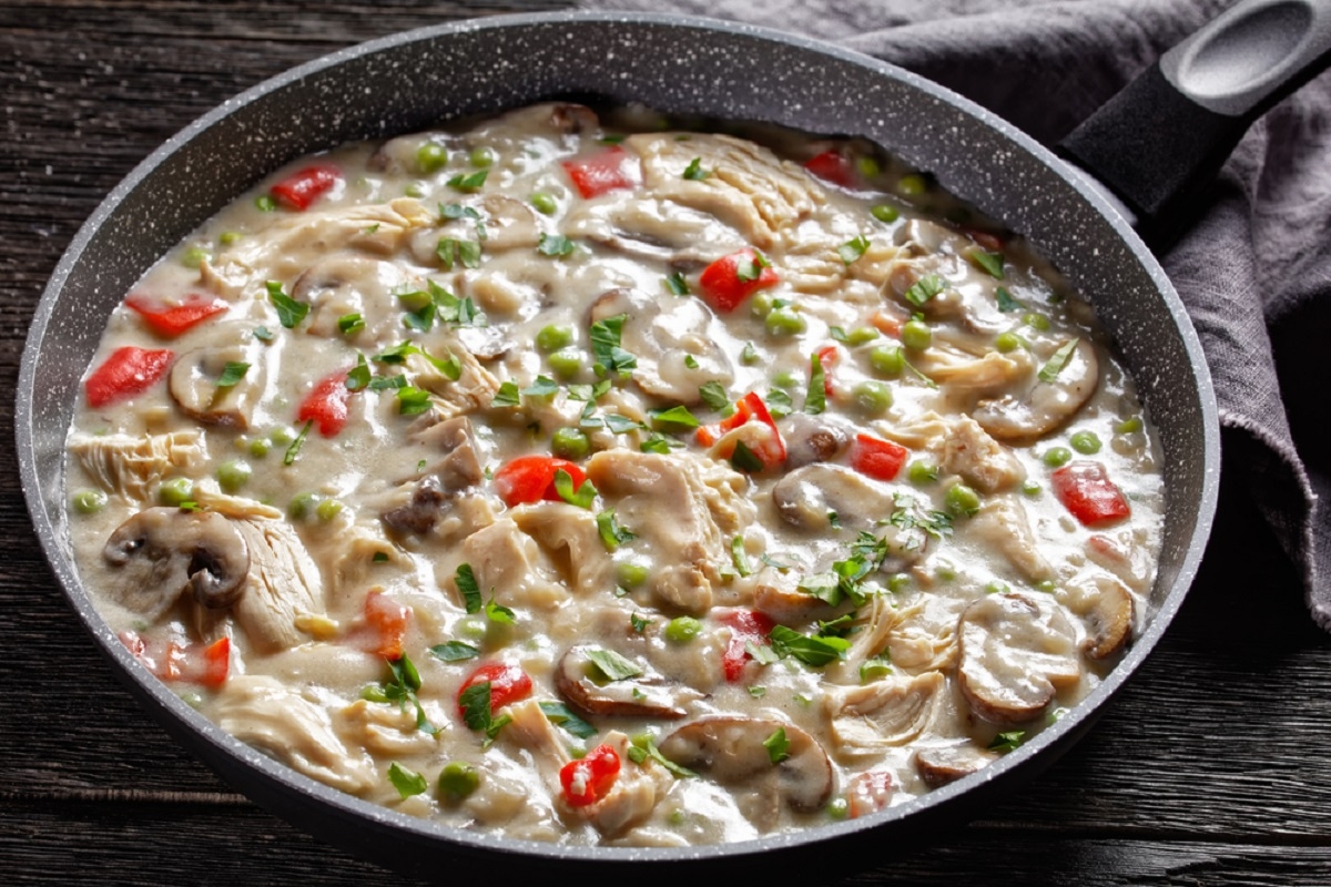 Recette : Un d�licieux poulet � la King riche et cr�meux