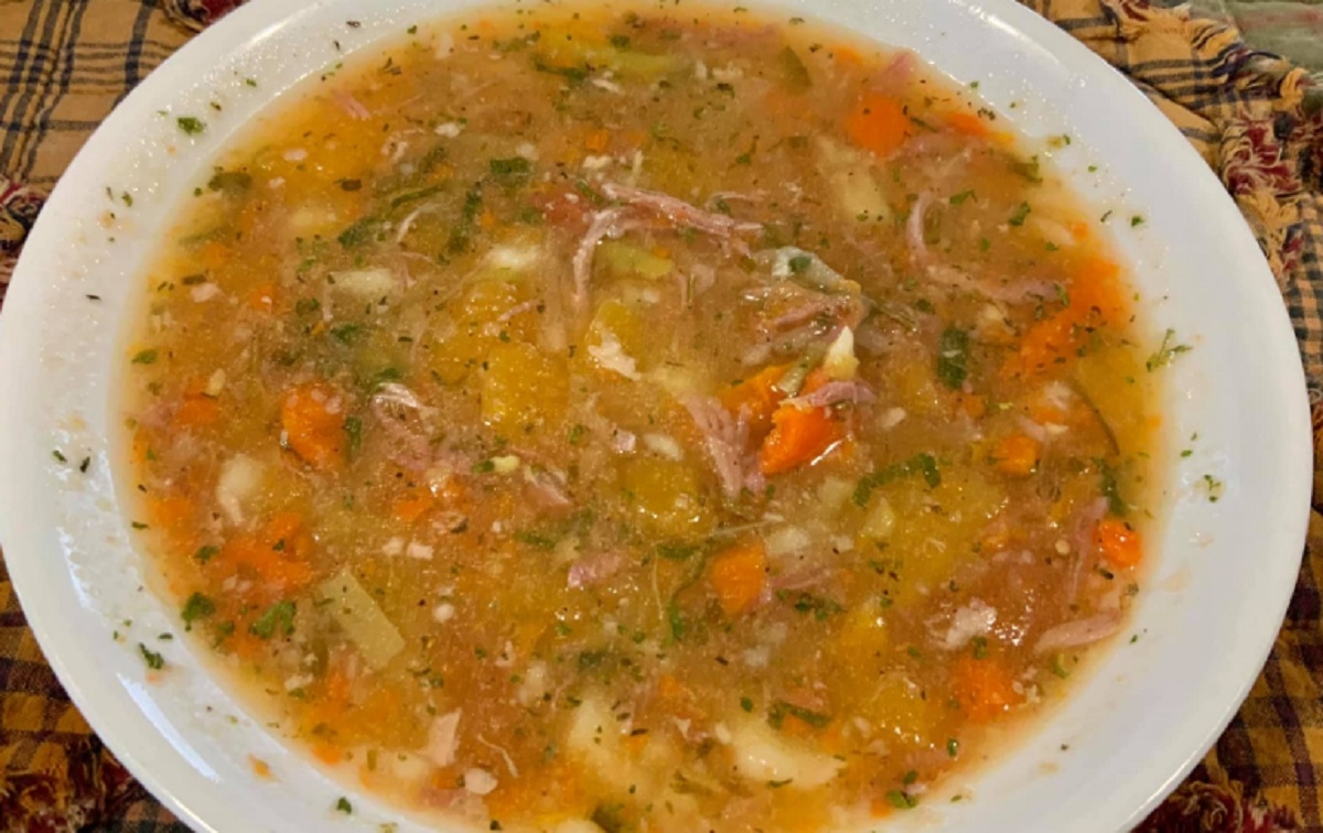 Recette: Soupe aux restants de bouilli de l�gumes.