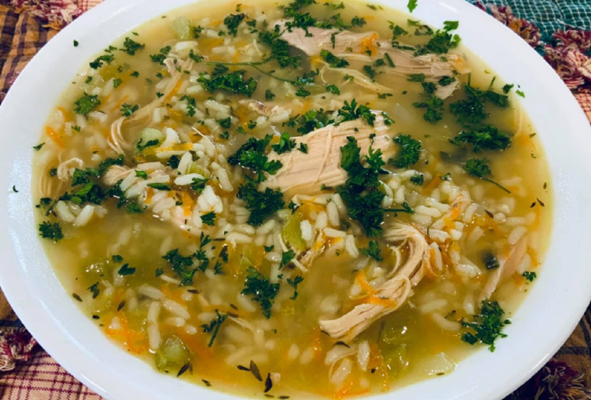 Recette: Soupe repas, riz poulet d�licieuse.