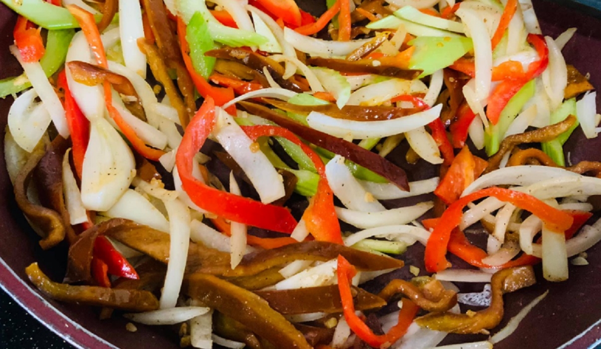 Recette: Salade de chou et ses l�gumes.