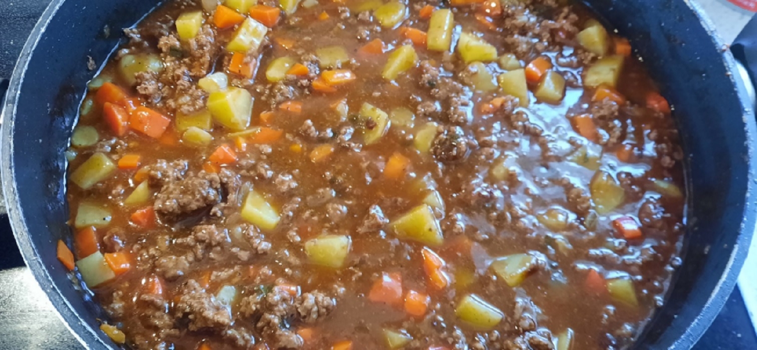 Recette: Boeuf hach�aux l�gumes et sa sauce.