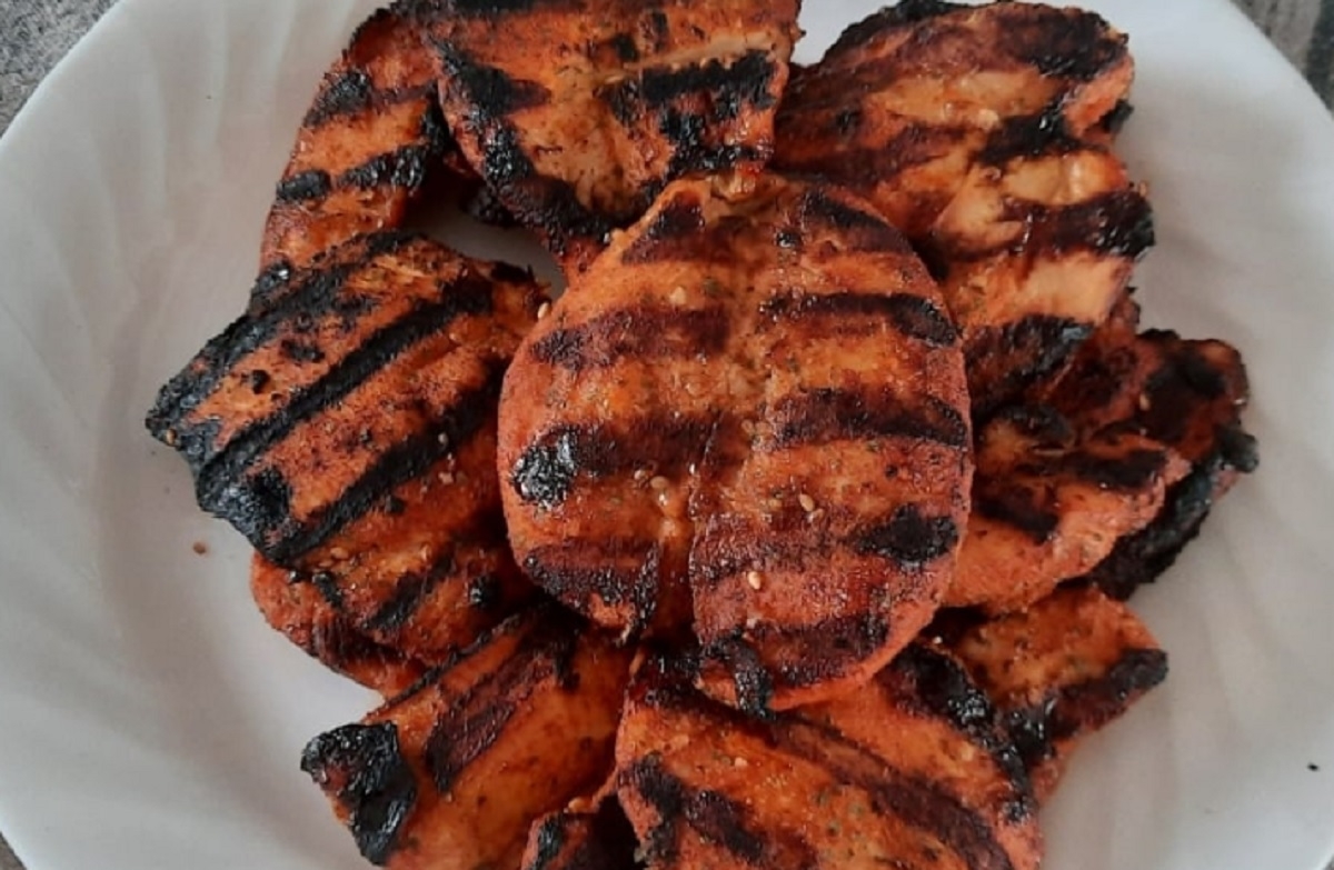 Recette: Poitrines de poulet Portuguais pour hamburger.