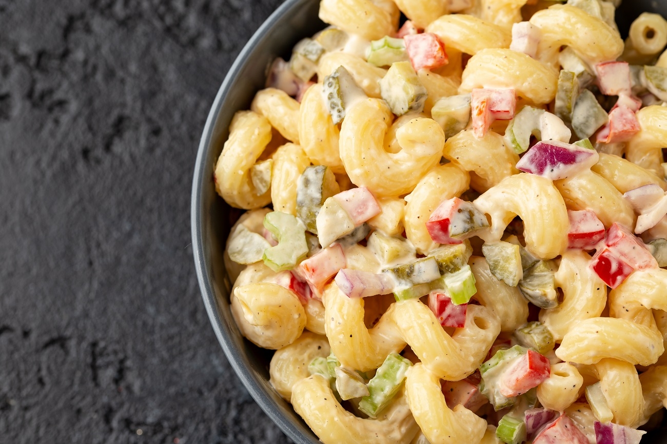 Cette recette de salade de macaroni est une incontournable, idale en toute occasion