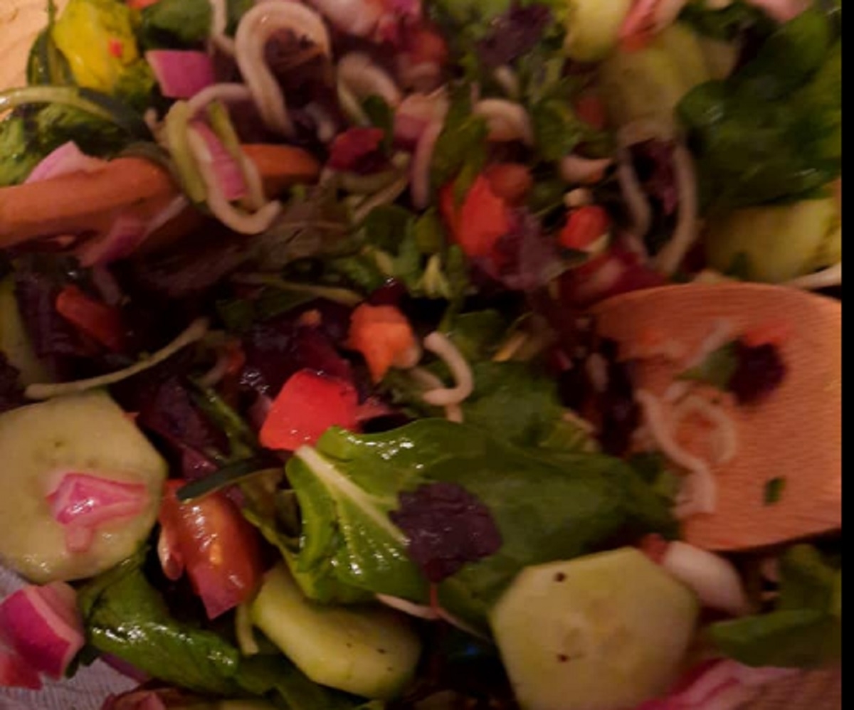 Recette: Vinaigrette pour toutes salades.