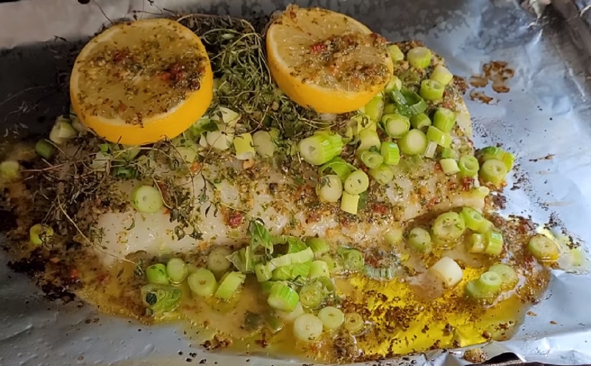 Recette: Morue au pesto de basilic garni.