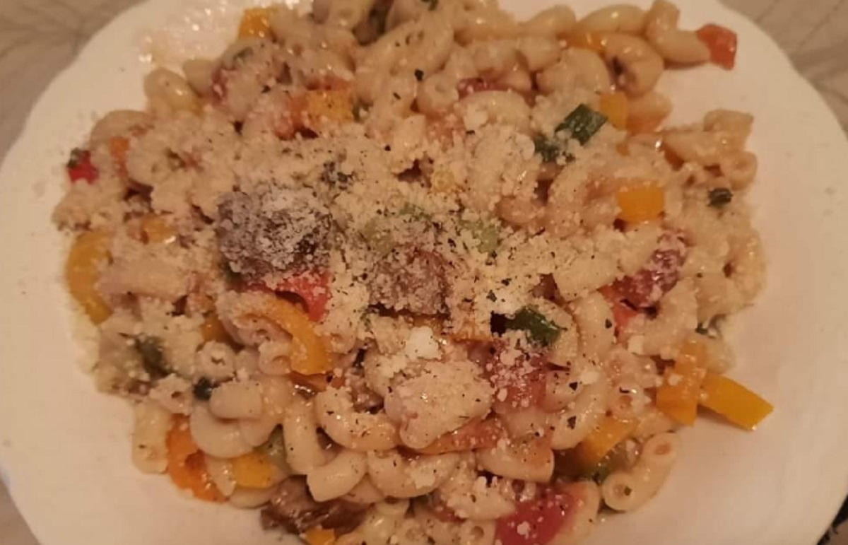Recette: Macaroni aux l�gumes et aux deux fromages.  