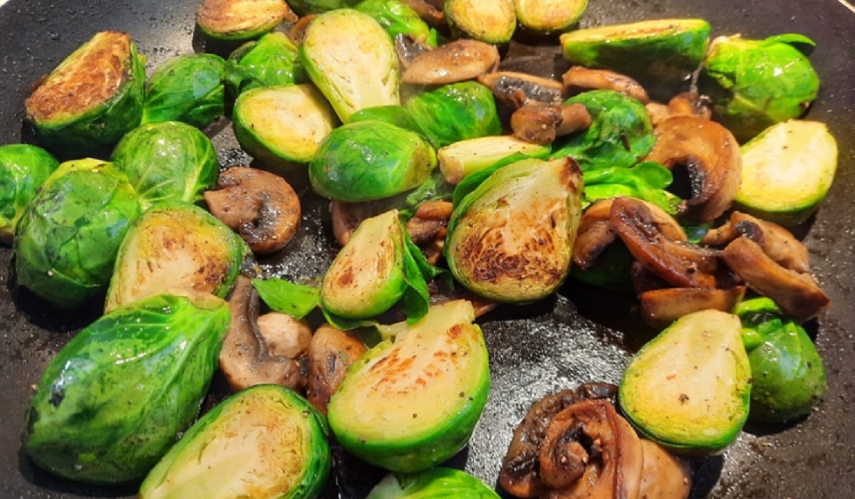 Recette: Saut de choux de bruxelles,champignons au beurre citronn.