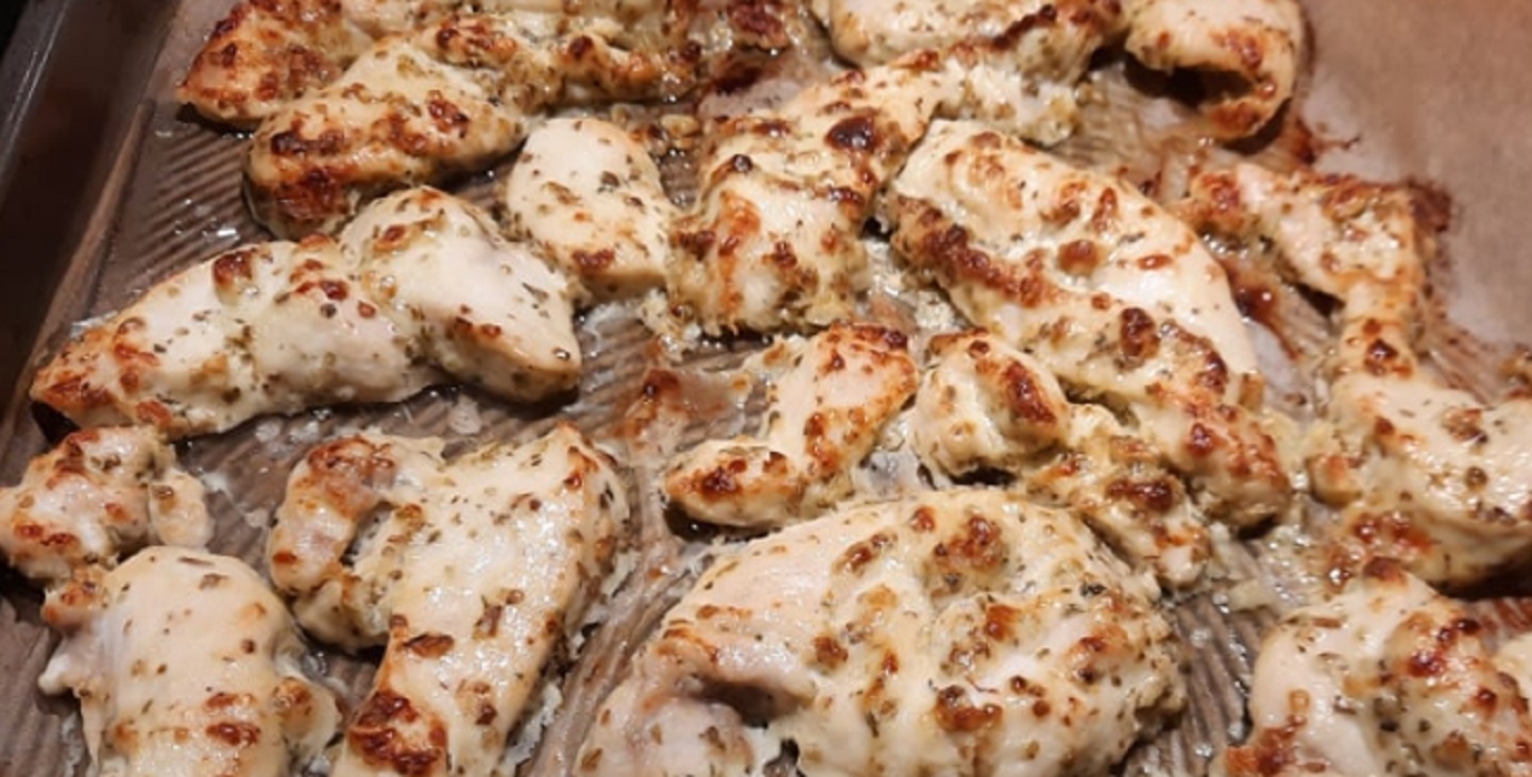 Recette: Poitrines de poulet et sa marinade sauce ranch.