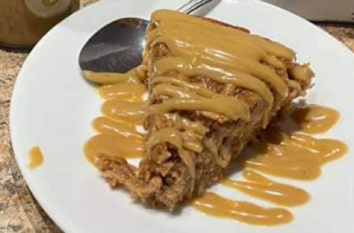 Recette: G�teau aux carottes et sa sauce caramel.