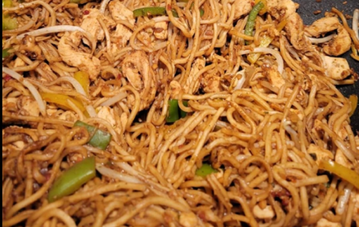 Recette: Pad tha au poulet facile.