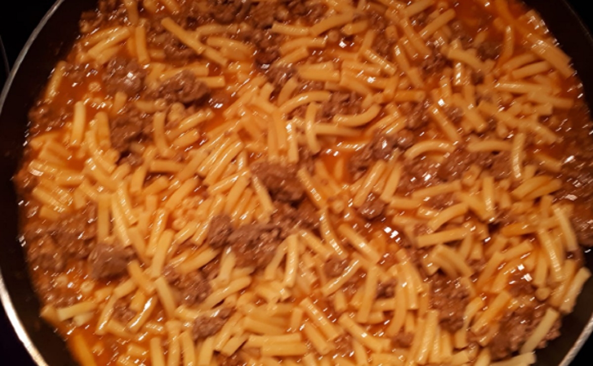 Recette: Macaronis droit au boeuf hach�.