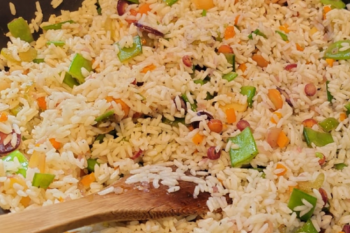 Recette: Riz frit vide frigo.