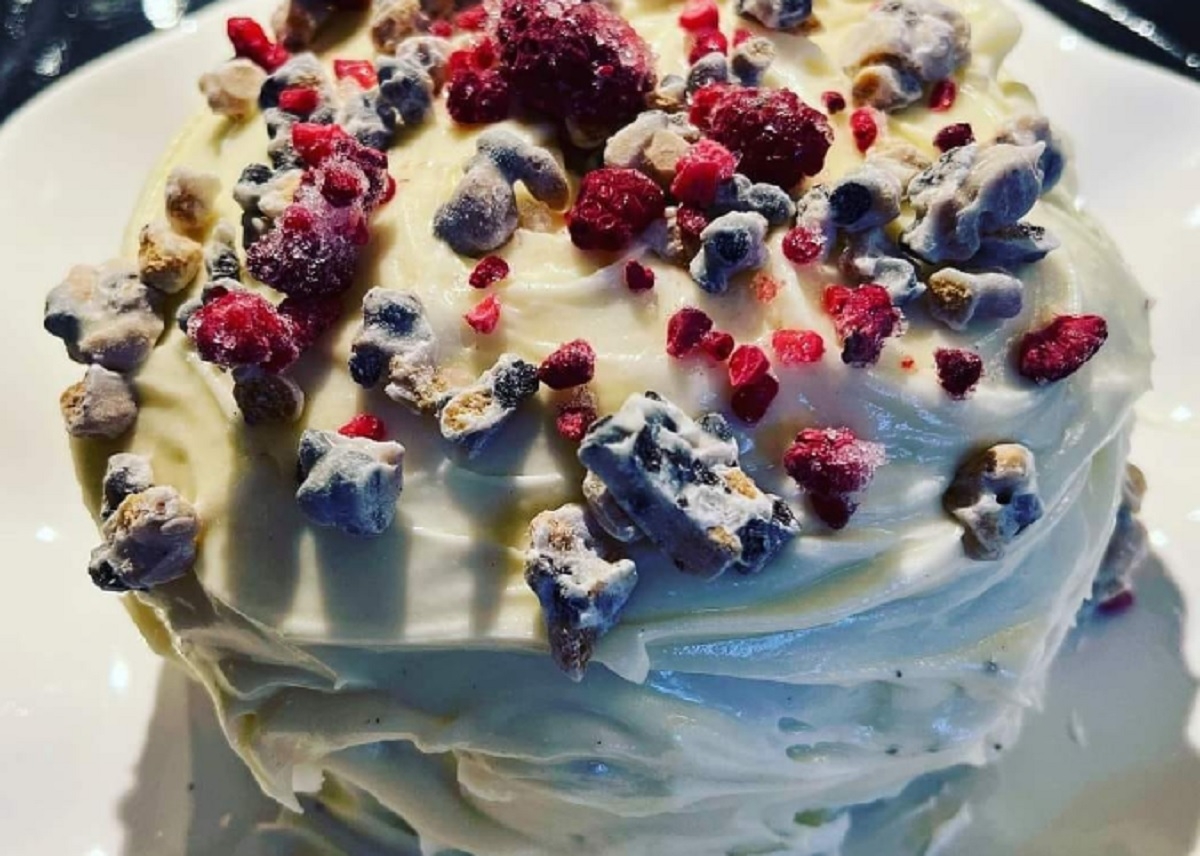 Recette: G�teau � la mayonnaise de Nathalie Simard.