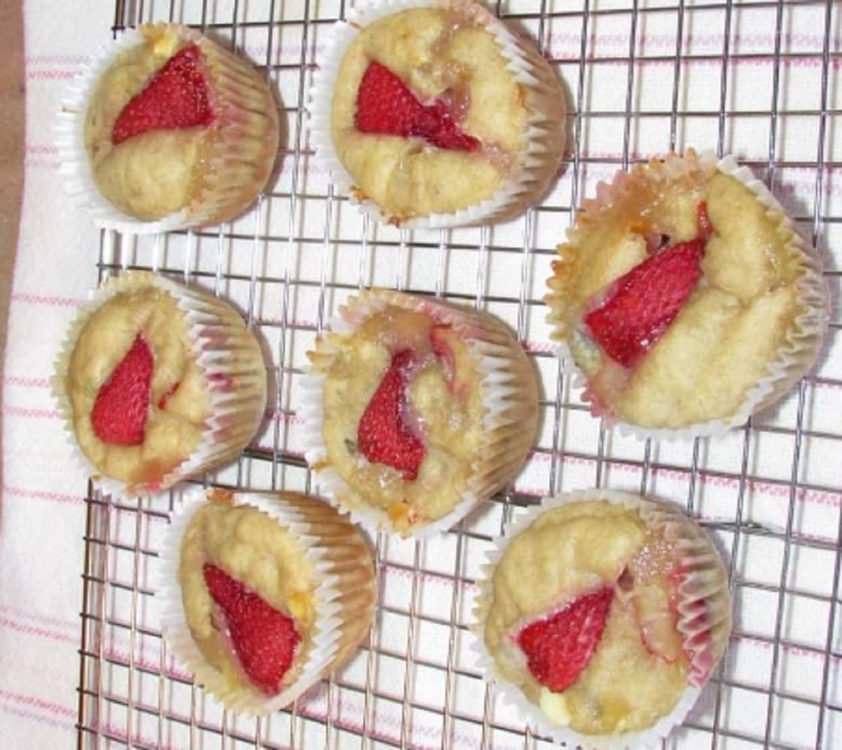 Recette: Muffins aux fraises, bananes et chocolat blanc.