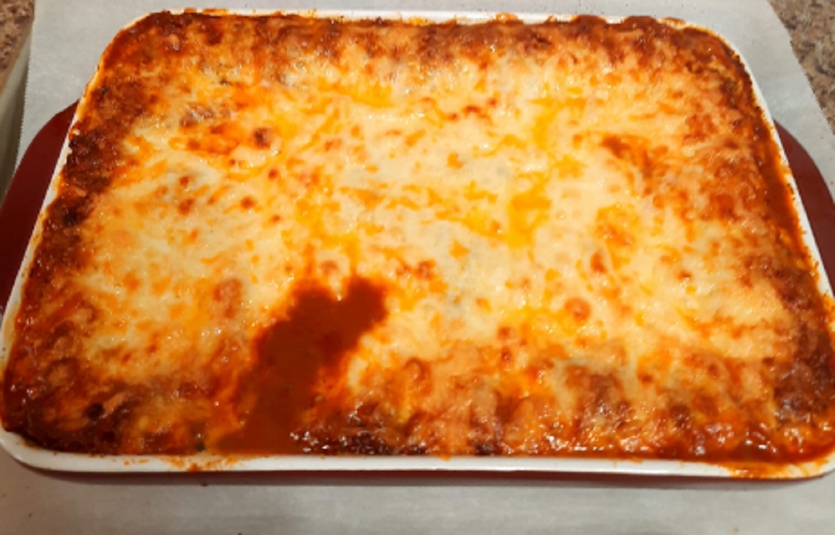 Recette: Sauce � lasagne, sucr�e et �pic�e.