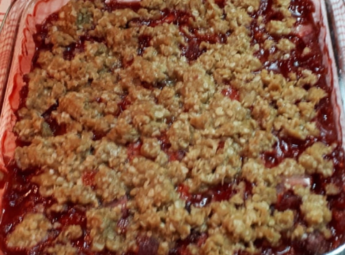 Recette: Croustade de rhubarbe et aux fraises.