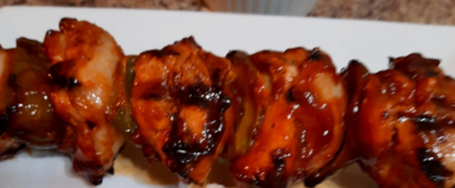 Recette: Brochettes de poulet sauce  l'ananas.