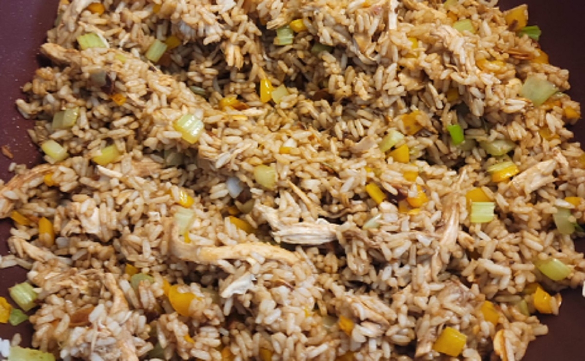 Recette: Riz saut� au poulet et l�gumes.