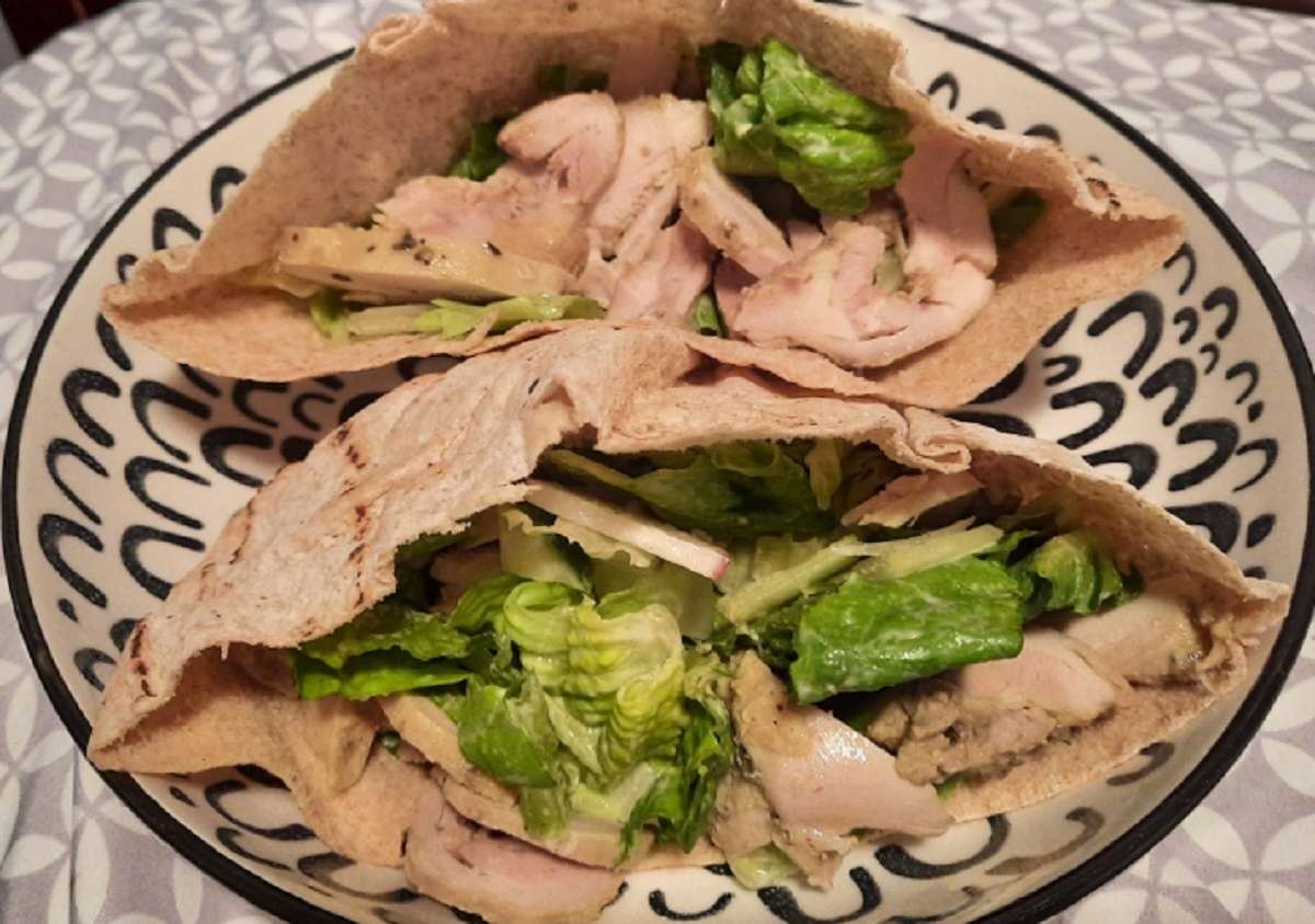 Recette: Pain pita au poulet.
