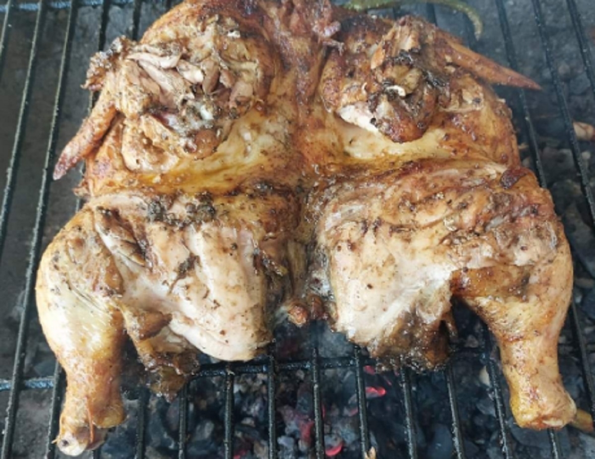 Recette: Poulet crapaudine cuisson sur charbon.