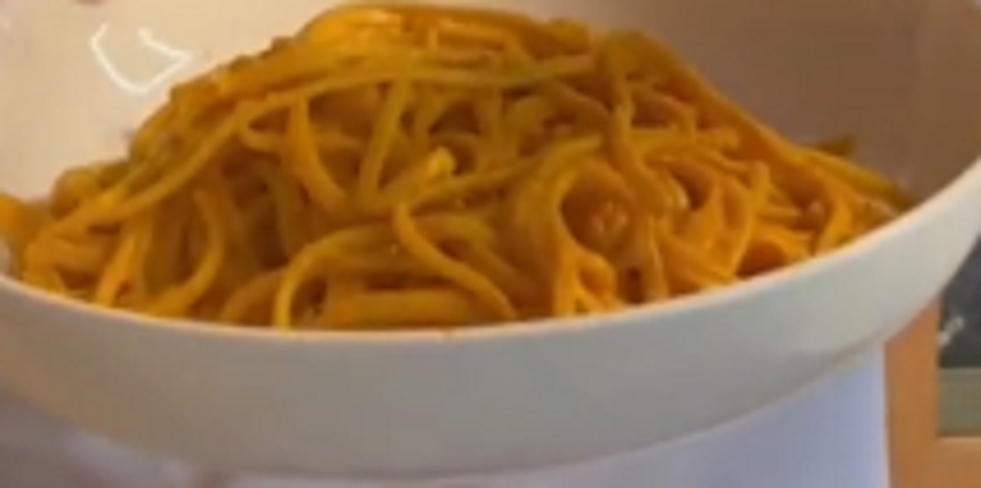 Recette: Spaghetthini, sauce poivrons crémeux.